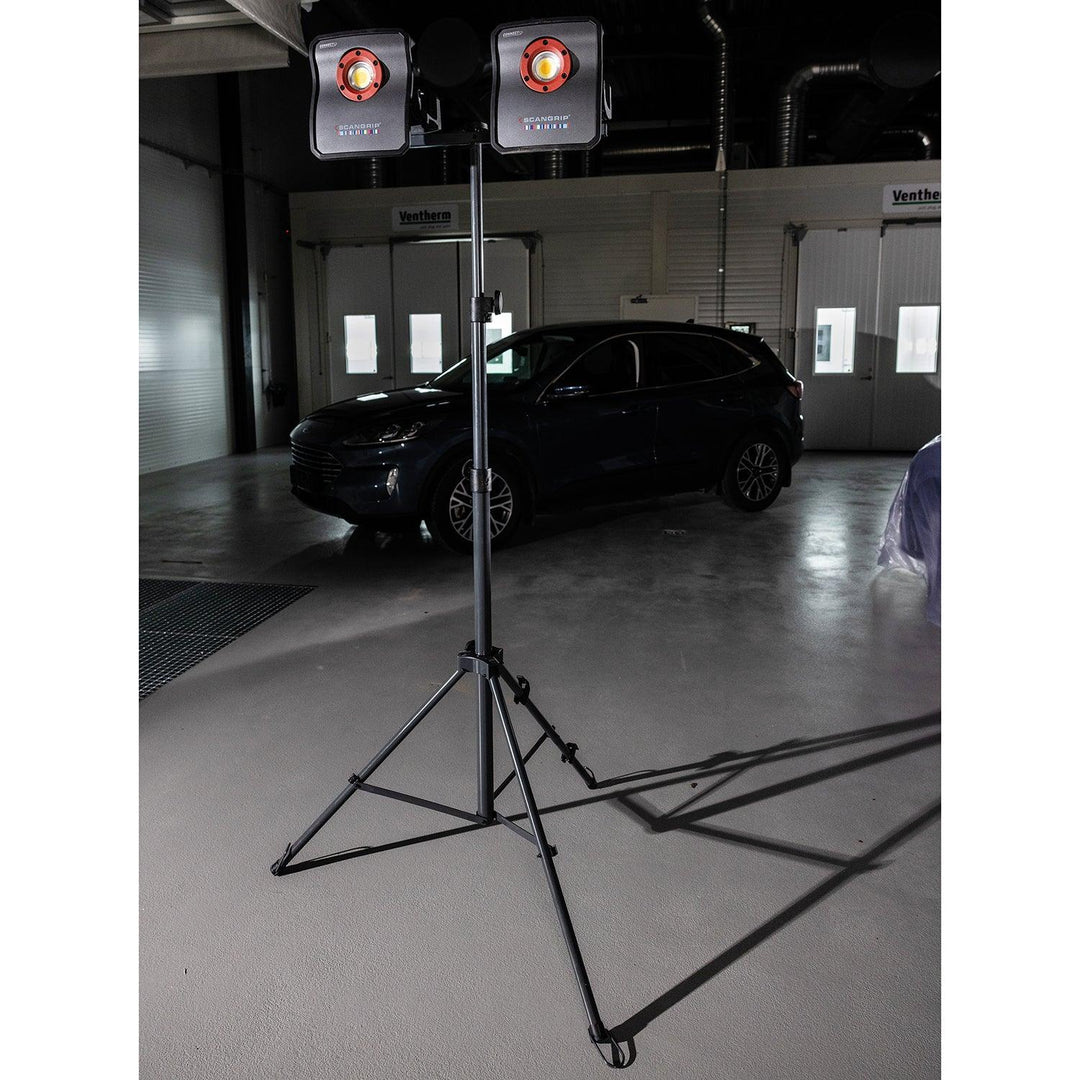 SCANGRIP MULTIMATCH 3 CONNECT – 3000 Lumen Cordless Work Light for Color Matching & Paint Correction
