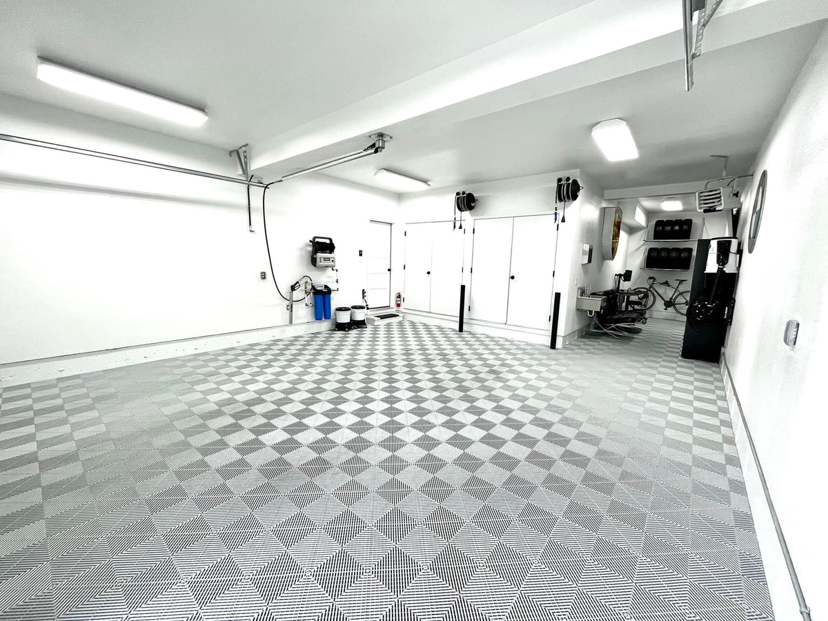 Custom Garage LED Lighting System