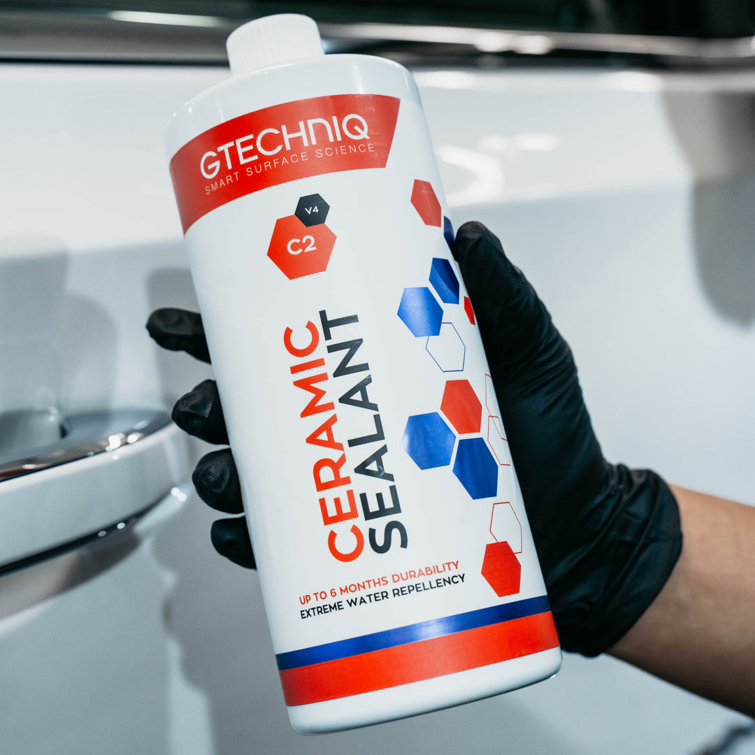 Gtechniq C2V4 Smart Surface Sealant – Quick Ceramic Protection for All Vehicle Surfaces