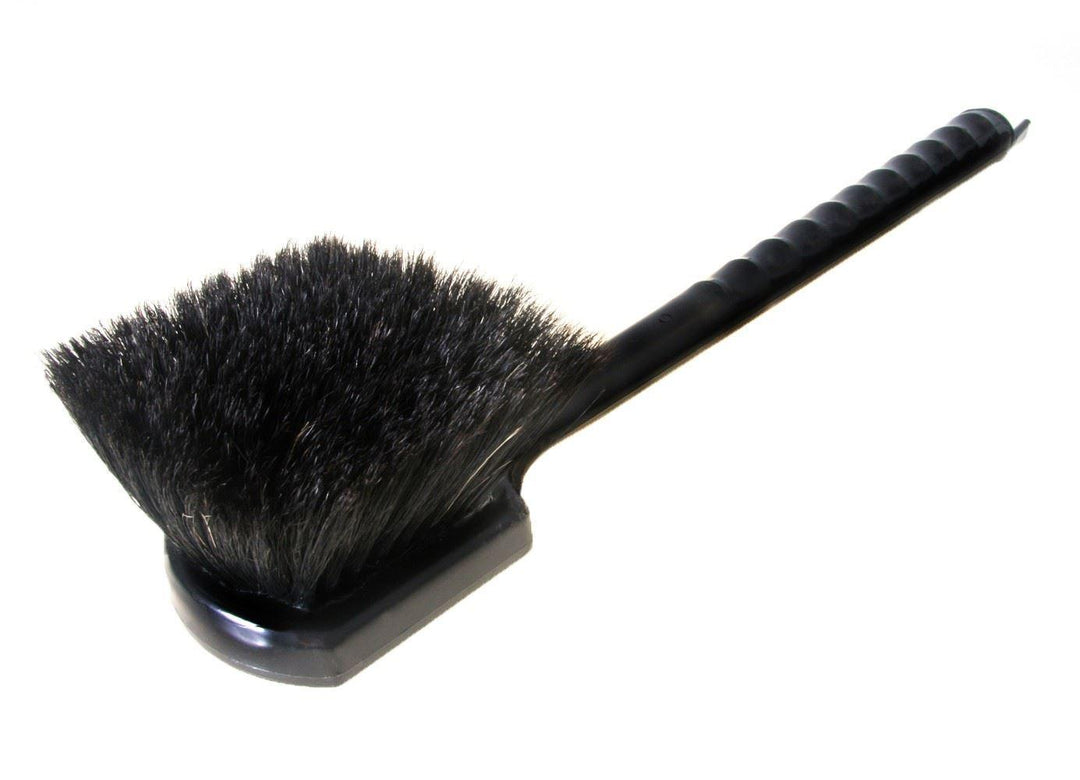 BRAUN AUTOMOTIVE Boar's Hair Wheel Brush 20" Handle
