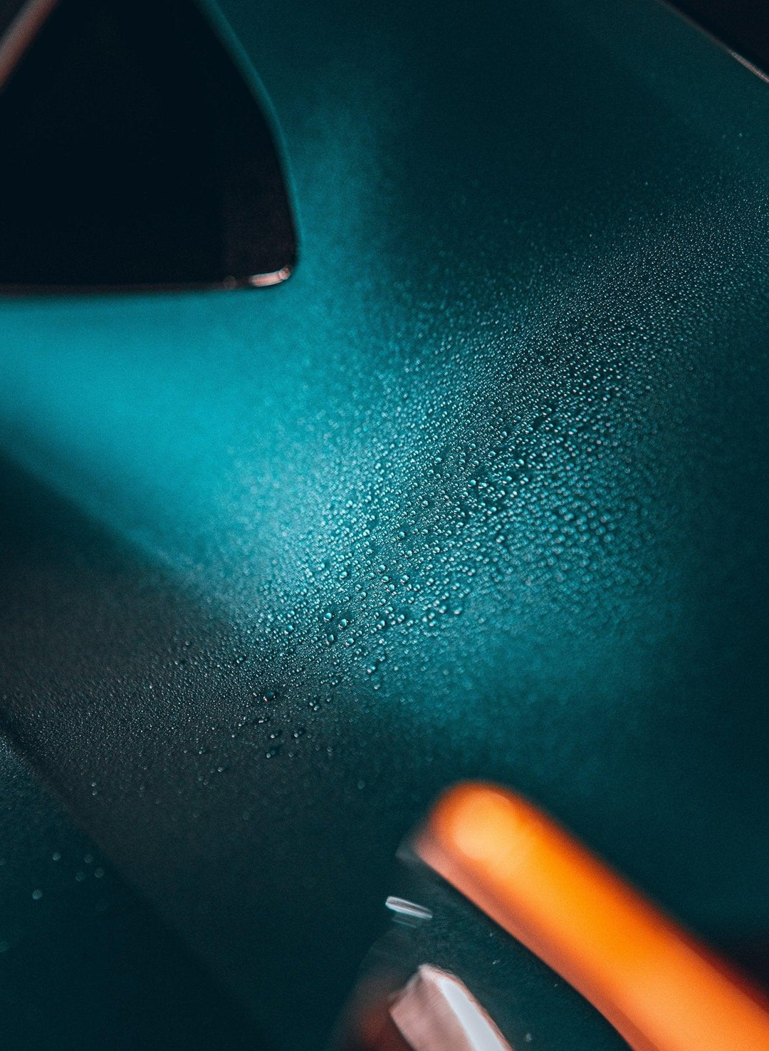 Gtechniq EXO v5 Ultra Durable Hydrophobic Coating – One-Layer Ceramic Coating for Slick, Long-Lasting Protection