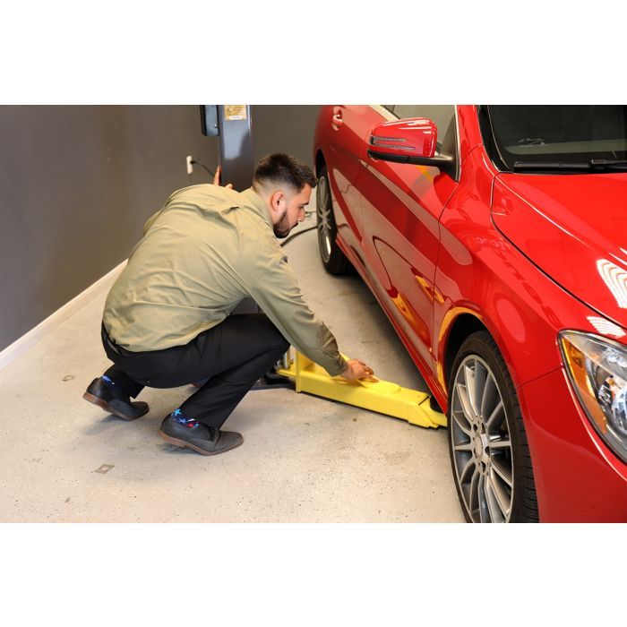 MaxJax M7K Portable Two-Post Car Lift – 7,000 lb Capacity for Low-Ceiling Garages